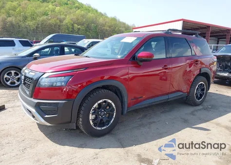 2024 Nissan Pathfinder Rock Creek 4Wd z USA, uszkodzony, nr VIN 5N1DR3BD8RC297860